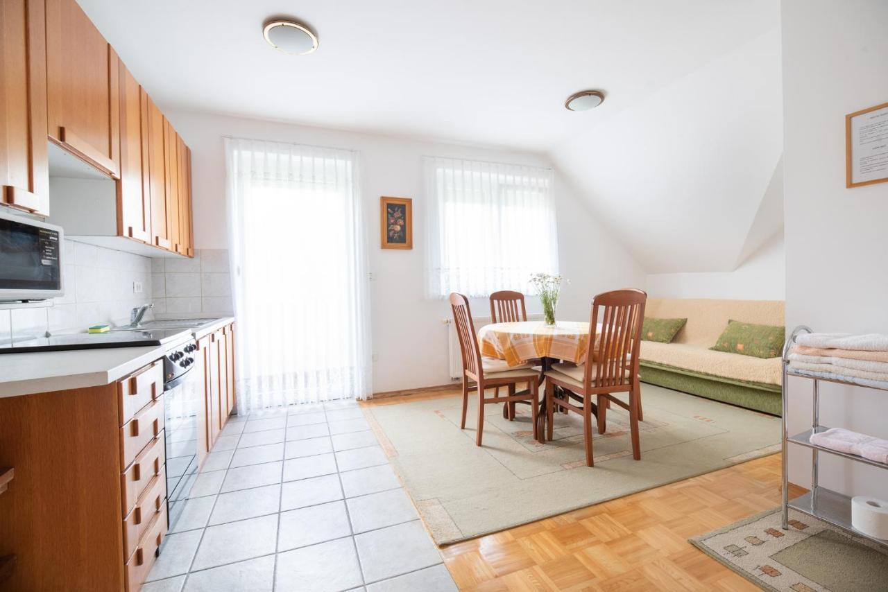 Apartmaji Trentelj Bled Buitenkant foto