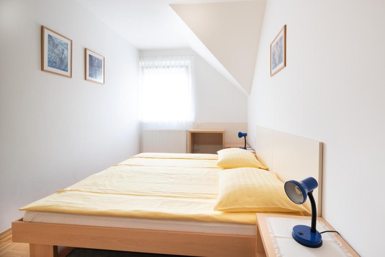 Apartmaji Trentelj Bled Buitenkant foto