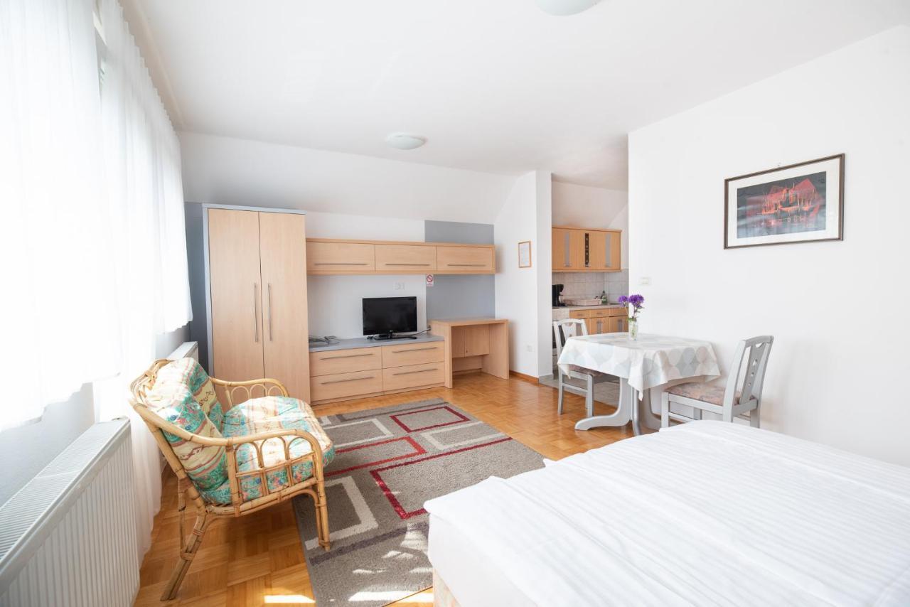 Apartmaji Trentelj Bled Buitenkant foto